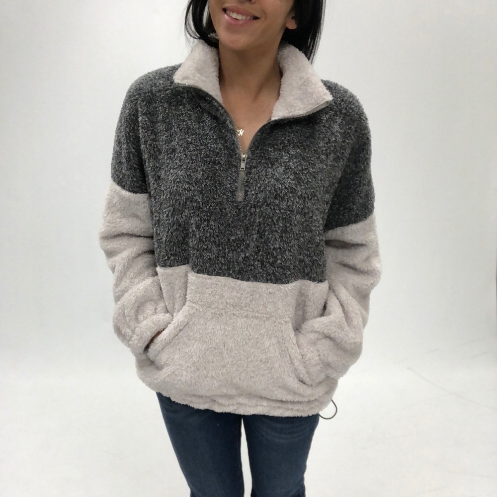 LAST S// ADDISON Fuzzy Sweater - Picture 4 of 8